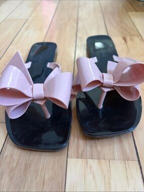 Jeffrey Campbell Pink Bow Thong Sandals on Black Footbed
